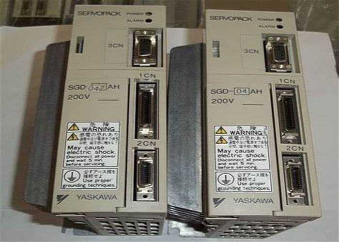 ヤスカワ SGD-04AH 200V AC サーボドライブ オリジナルボックスで新品
