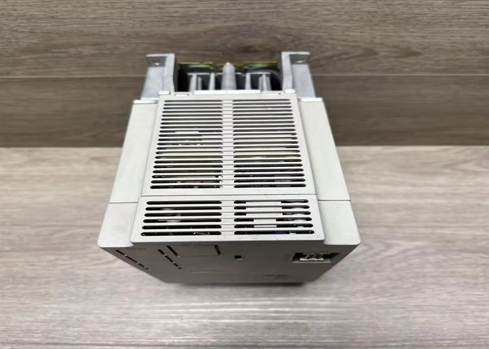 ヤスカワ SGDB-10ADS 200V ACサーボドライブ オリジナル新品