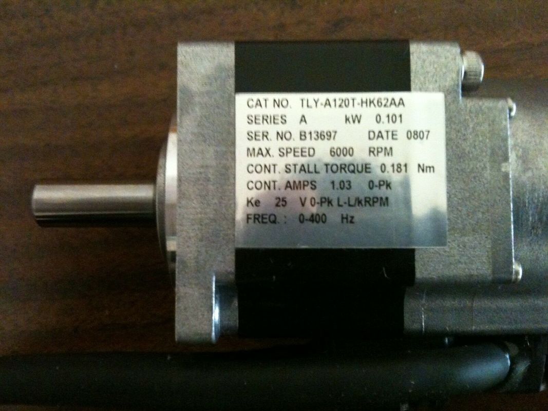 ALLEN-BRADLEY TLY-A120T-HK62AA TL-シリーズ TLY 240V AC回転サーボモーター