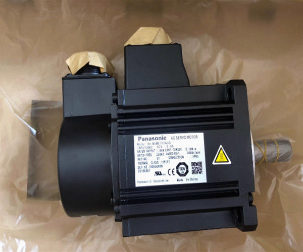 MDMA302S1C松下電器産業3段階のサーボ モーター運転者3000r/m 0.75kw 200Hz 116V